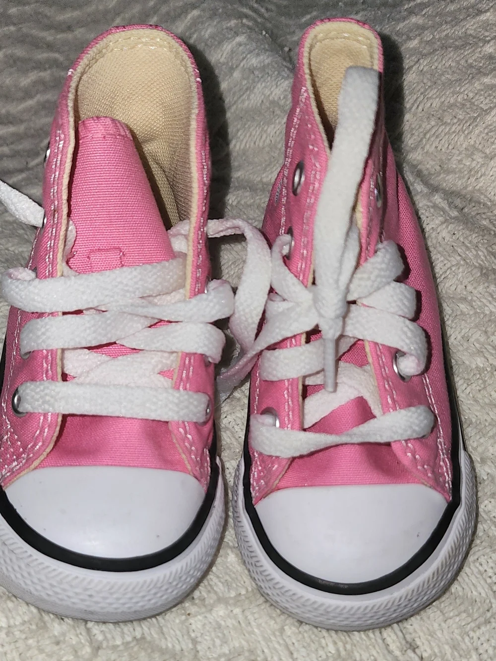 Converse Kids Pink Canvas Lace-Up Sneakers with White Soles Sz 5 Like New